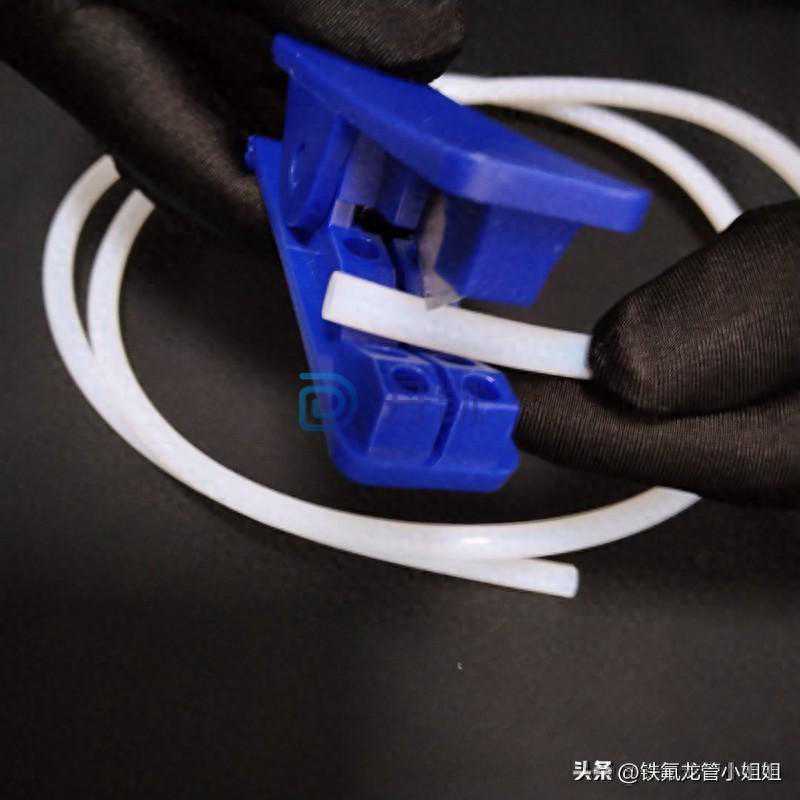 聚四氟乙烯（PTFE）管有哪些优势？