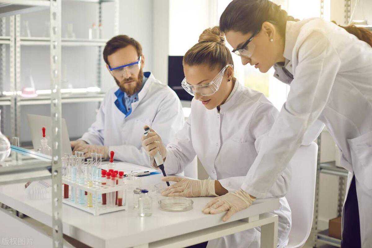 你买的超滤平膜为啥在抽滤装置里滤不出水？