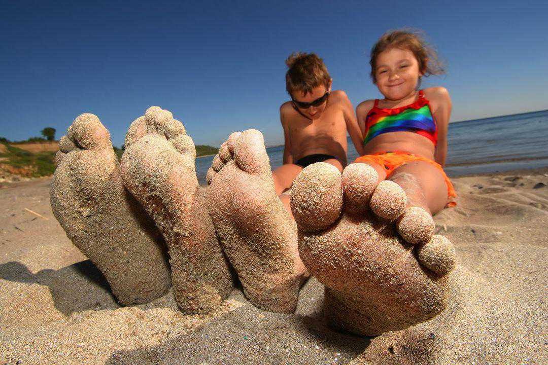 献给中老年人的夏季健身妙法——手足沙浴