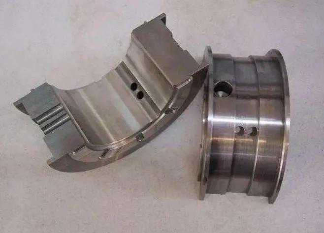 作为一个研究流体的人，泵用轴承一般选用的料你要知道