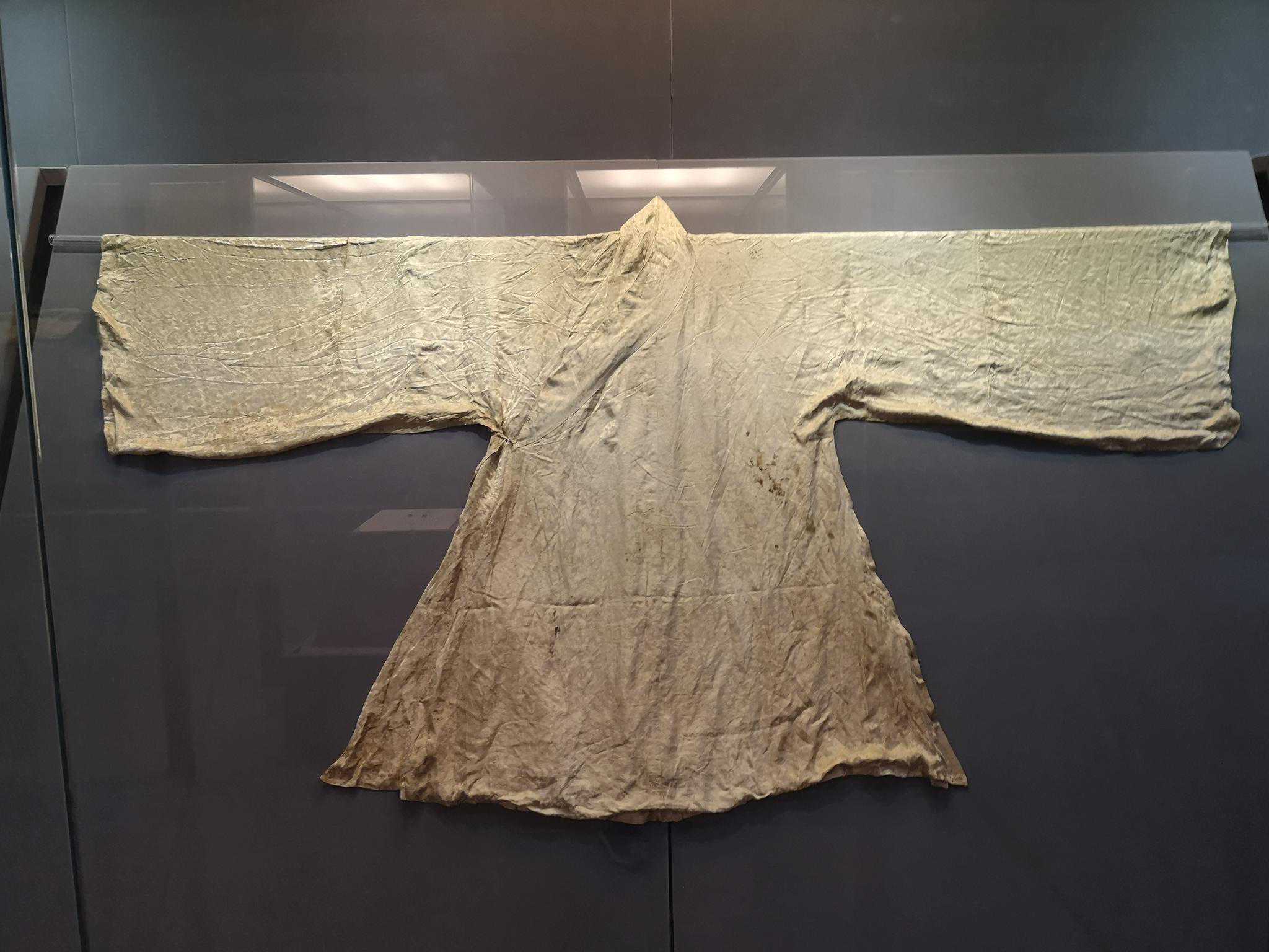 东宫、诸王嘉礼服饰