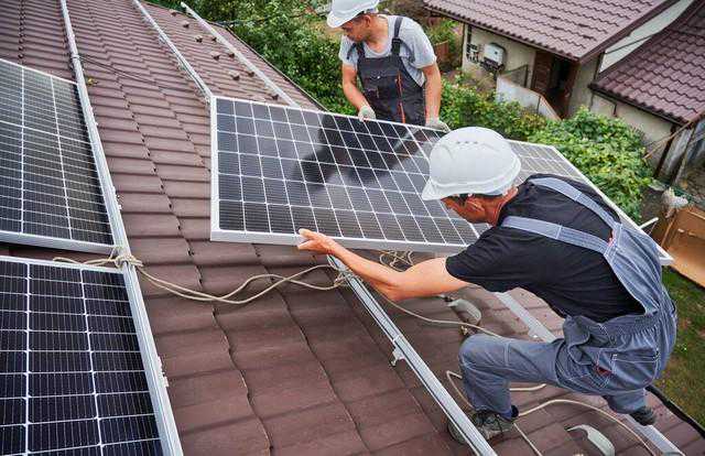 太阳能电池板的原理和应用