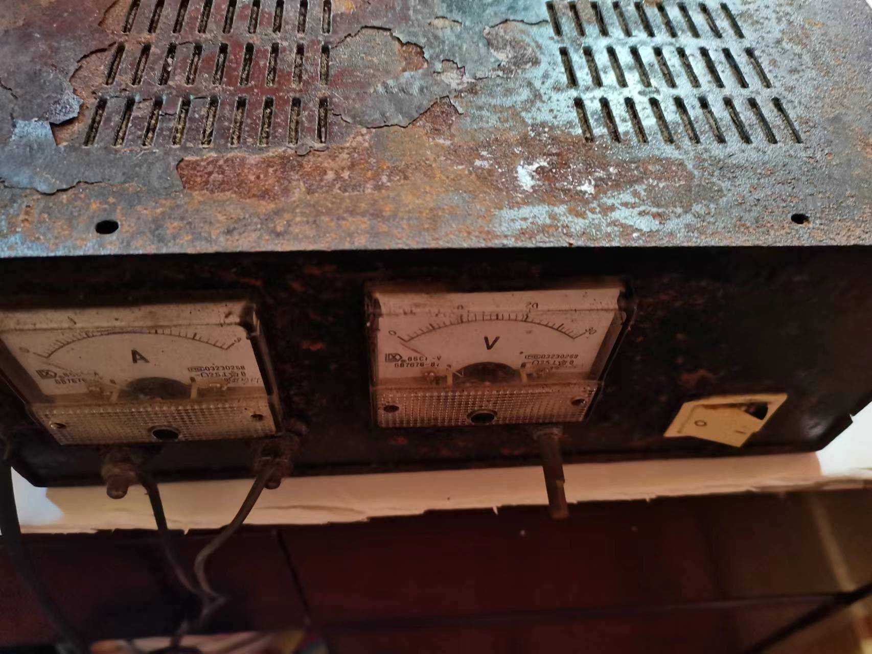 二十年前制作的可调直流稳压电源
