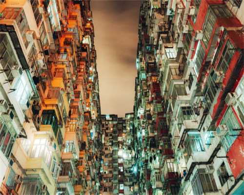 业余新手羽毛球爱好者如何选择球拍？