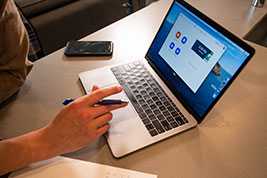 出现“头部肿瘤”有哪些症状?中医详细告知,并分享三组常用药对